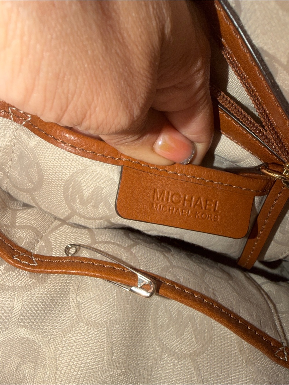 Michael Kors Cream Hamilton canvas satchel - Picture 12 of 13